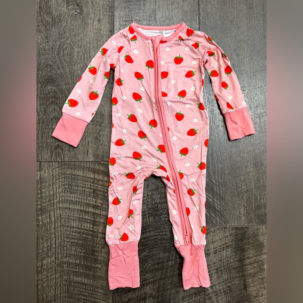 Bamboo Baby Girl “Strawberry Field” Zipper Sleeper PJs 0-3 m